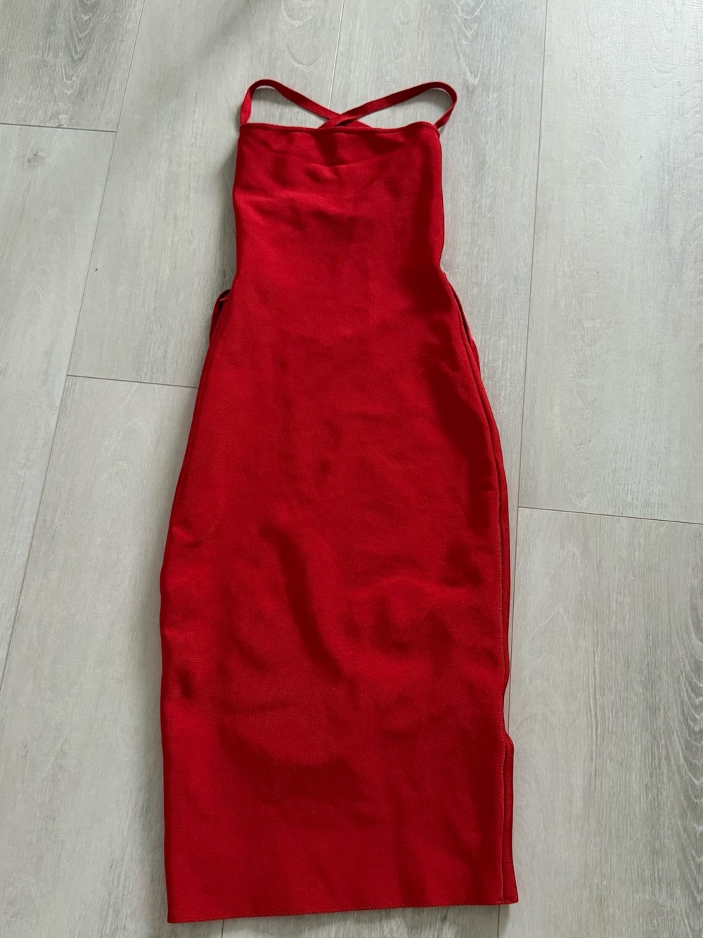Sleek Red Bodycon Midi Dress